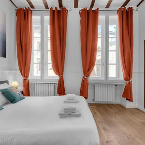 https://lucena-charmant-appt-en-centre-ville.midi-pyreneeshotels.com